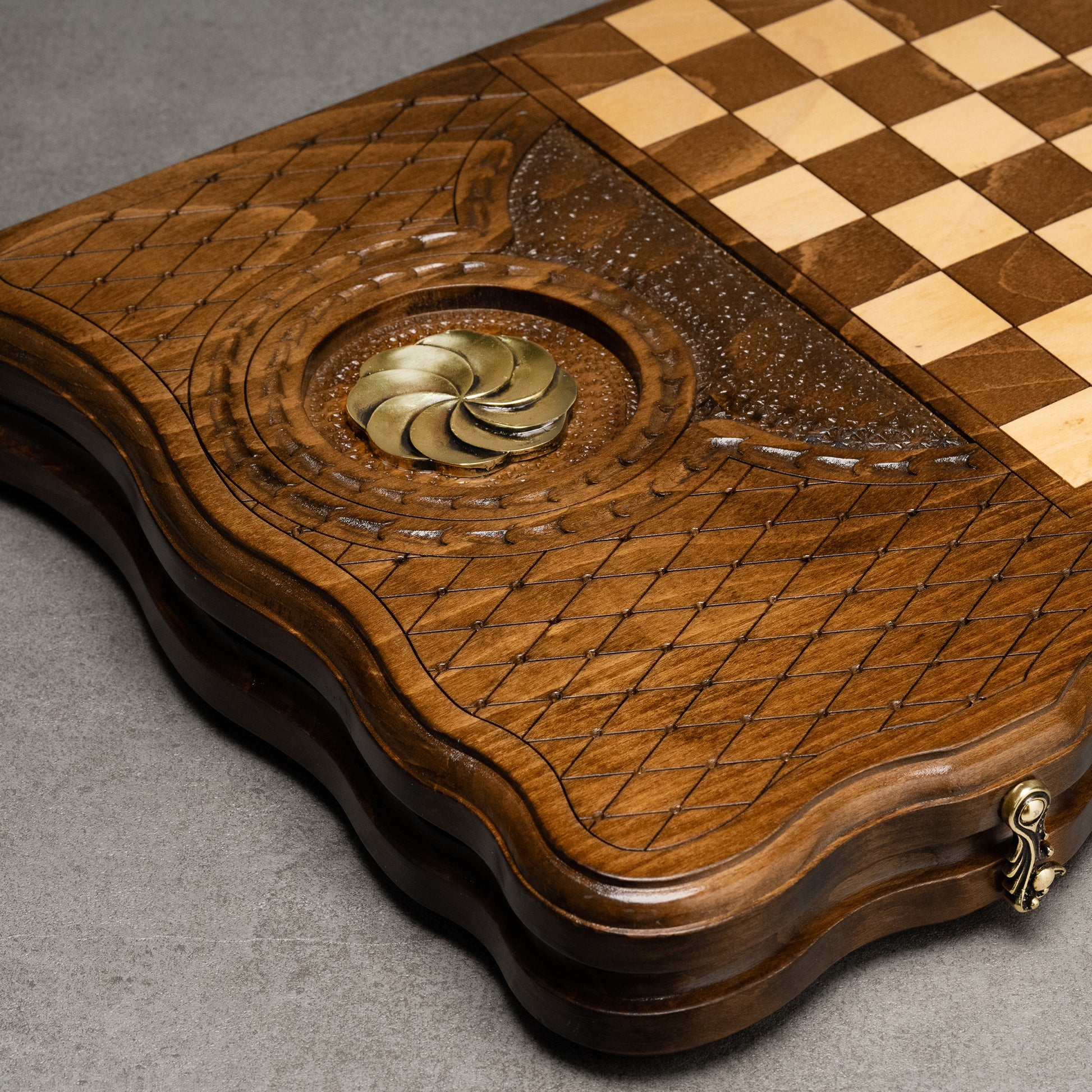 Luxury Backgammon Set – Armenian Eternity Symbol with Bronze Details - Unumperfectus