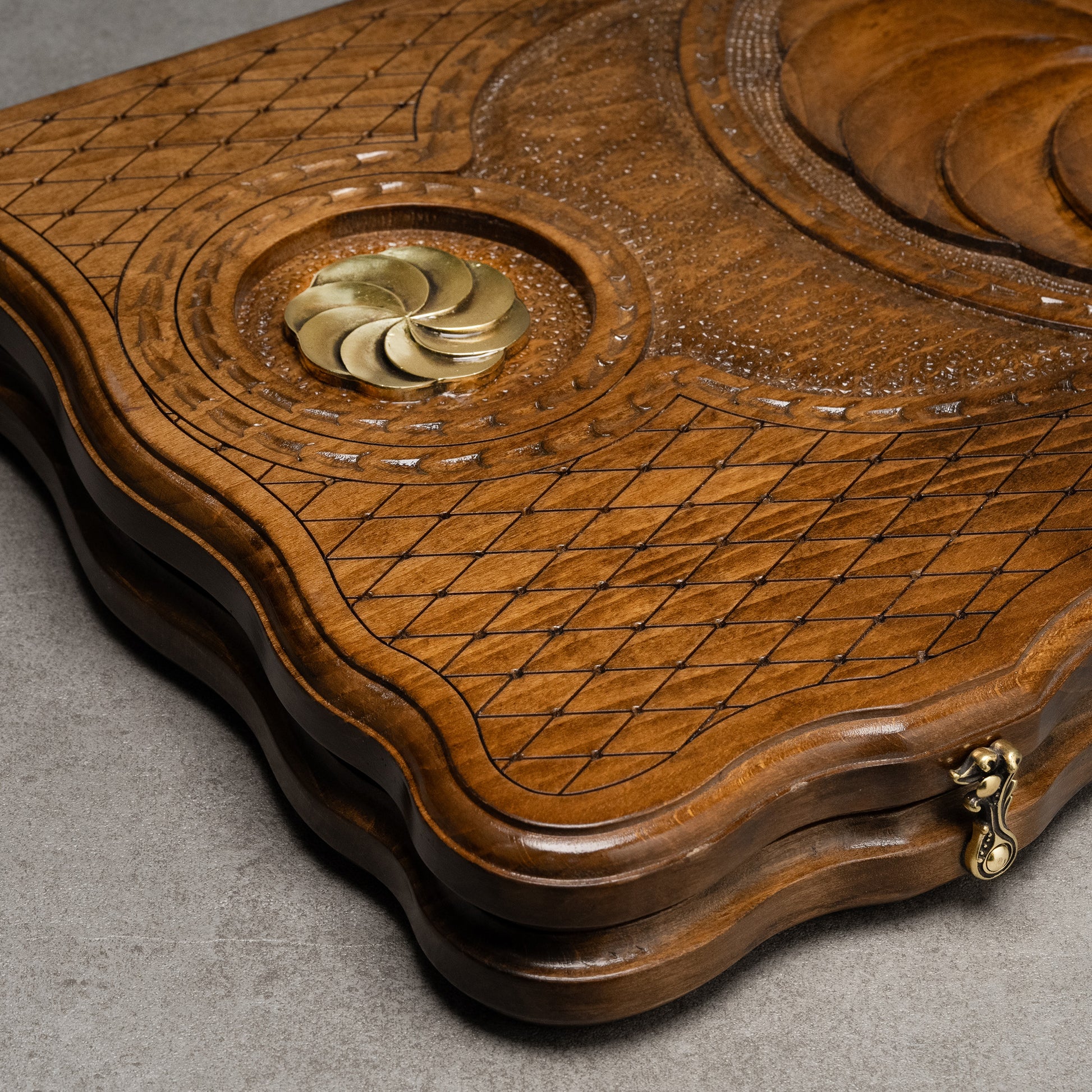 Luxury Backgammon Set – Armenian Eternity Symbol with Bronze Details - Unumperfectus